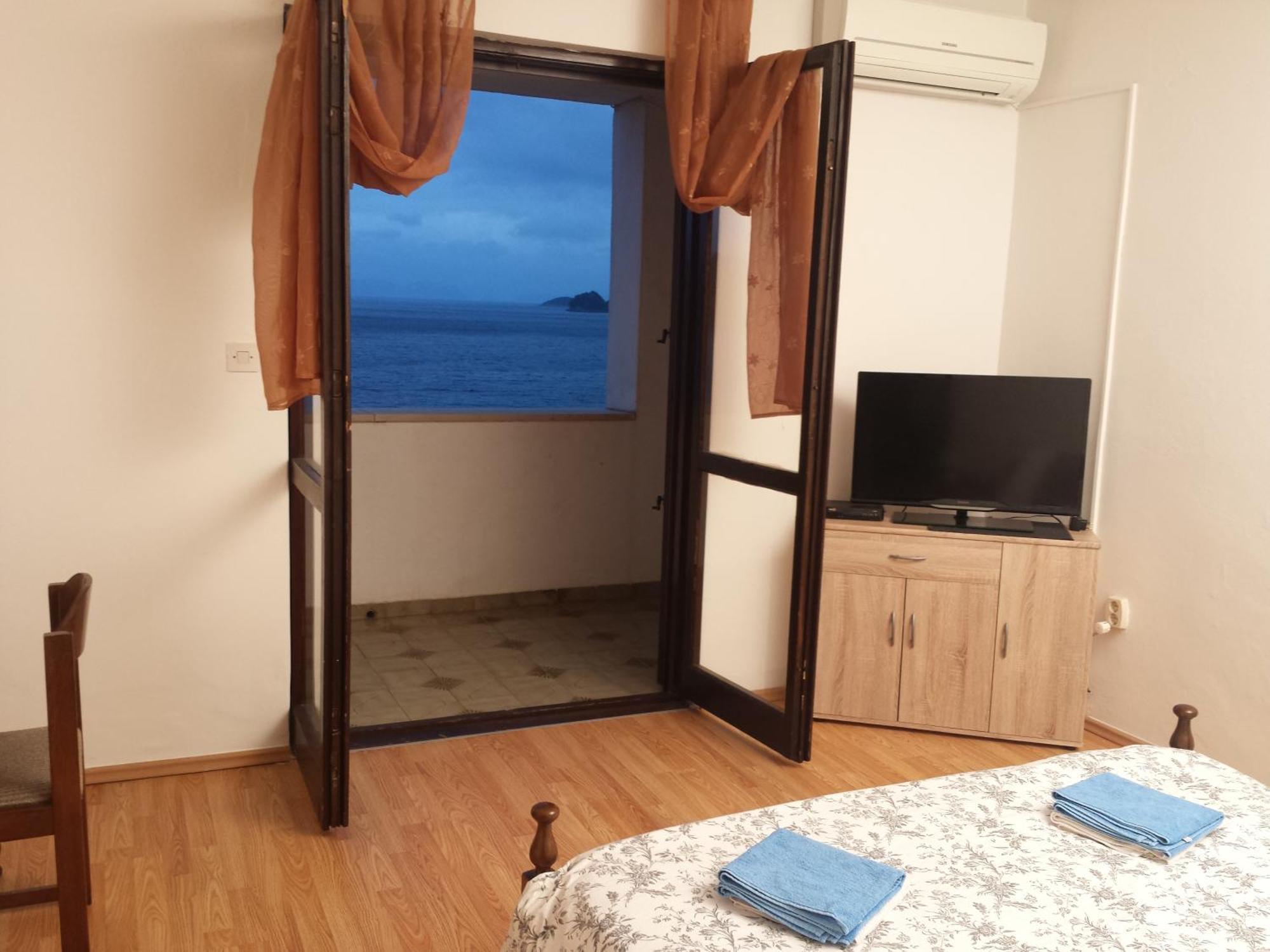 Apartments "Villa Mungos" Sobra Екстериор снимка