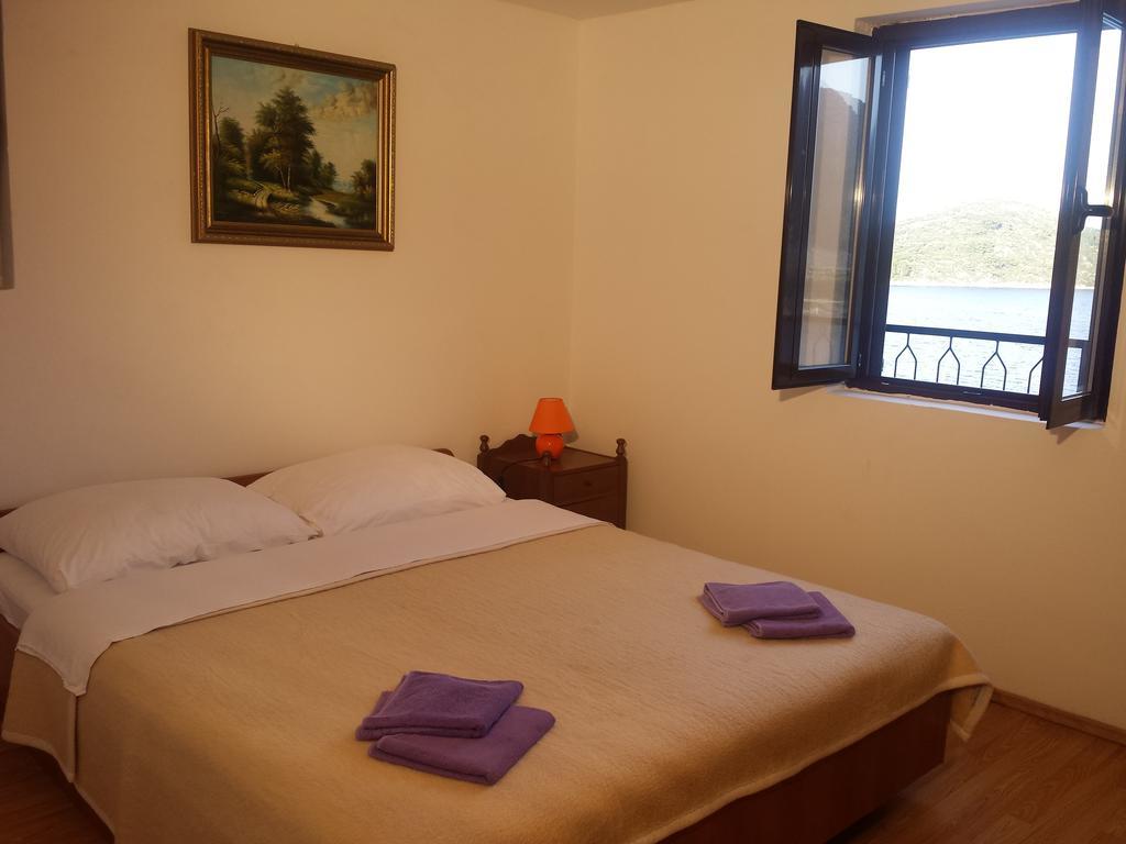 Apartments "Villa Mungos" Sobra Екстериор снимка
