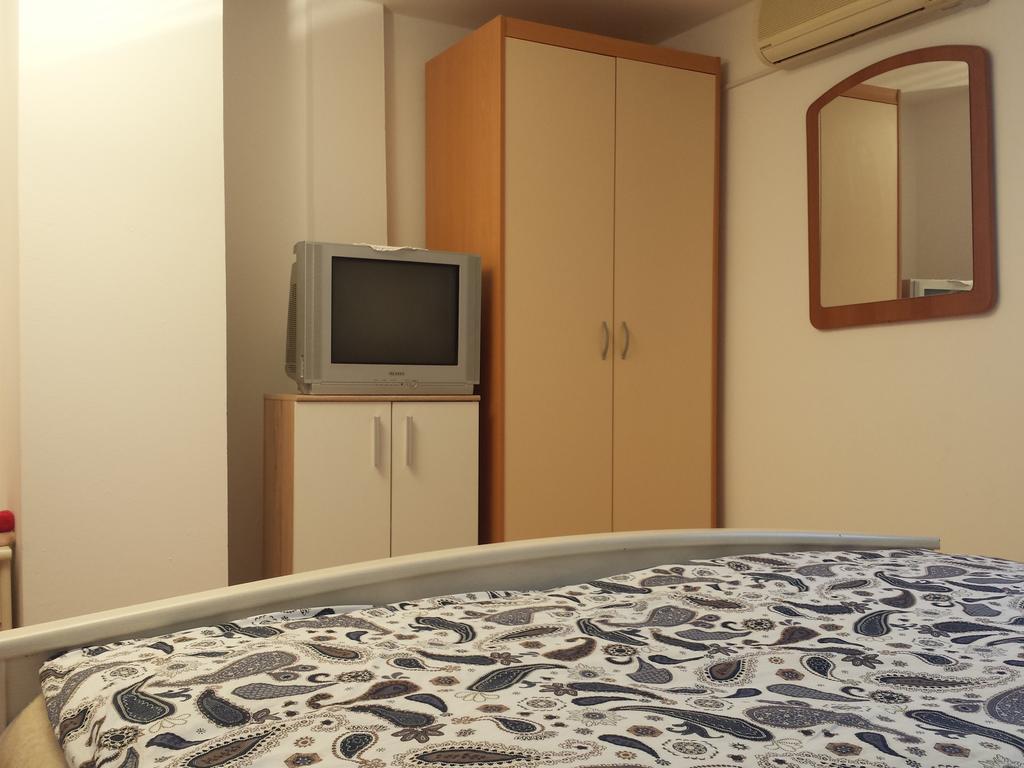 Apartments "Villa Mungos" Sobra Екстериор снимка