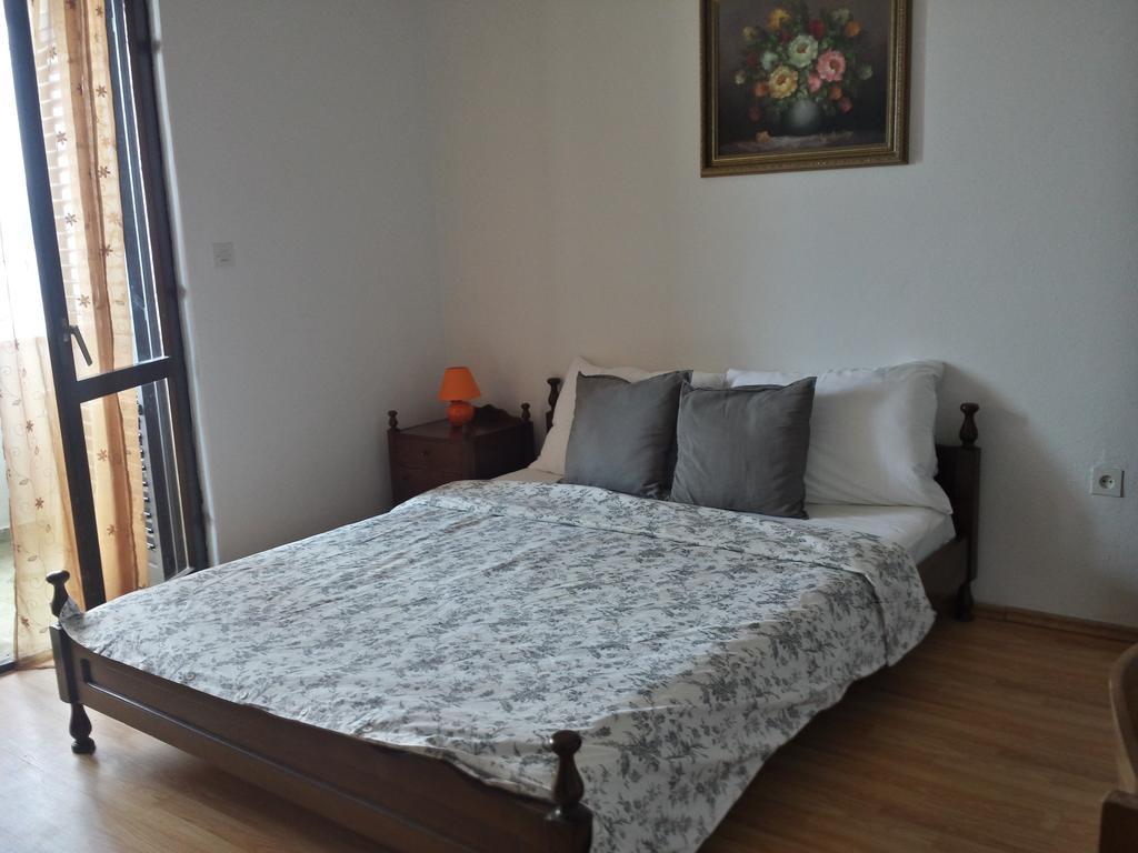 Apartments "Villa Mungos" Sobra Екстериор снимка