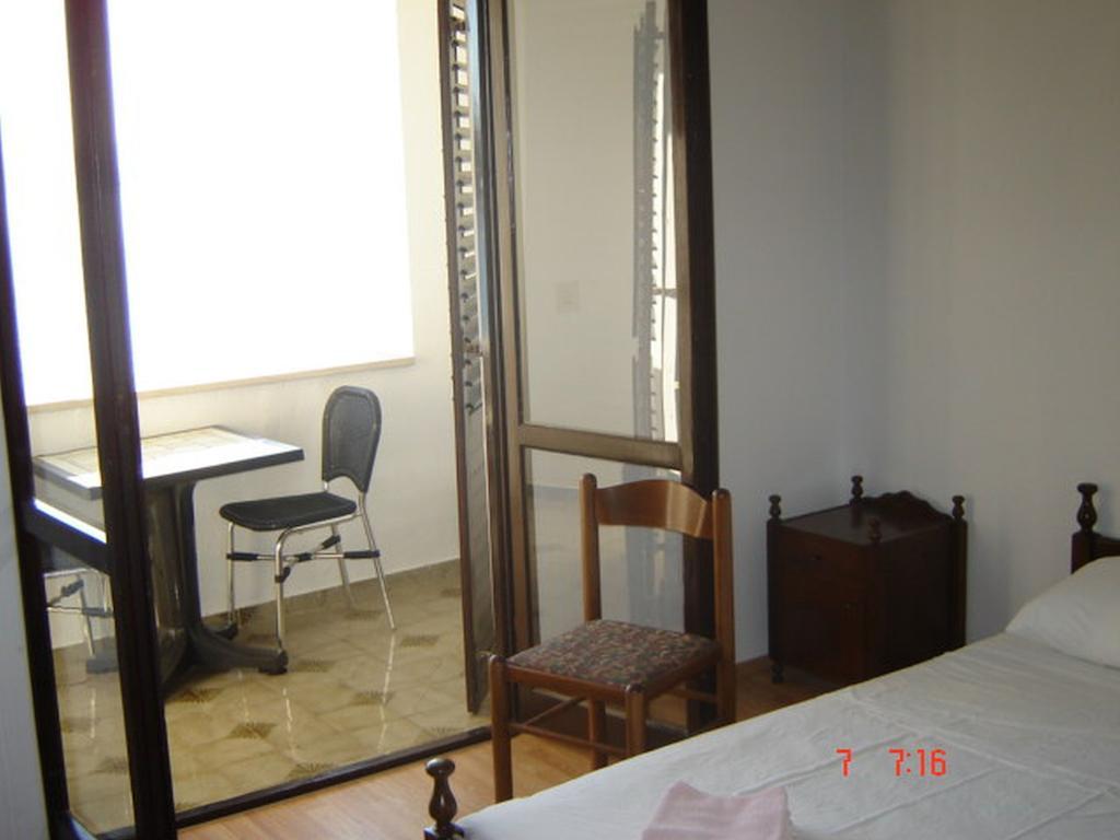 Apartments "Villa Mungos" Sobra Екстериор снимка